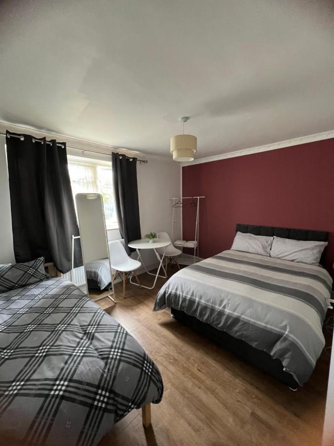 Large Room With Two Bed In Central ロンドン エクステリア 写真